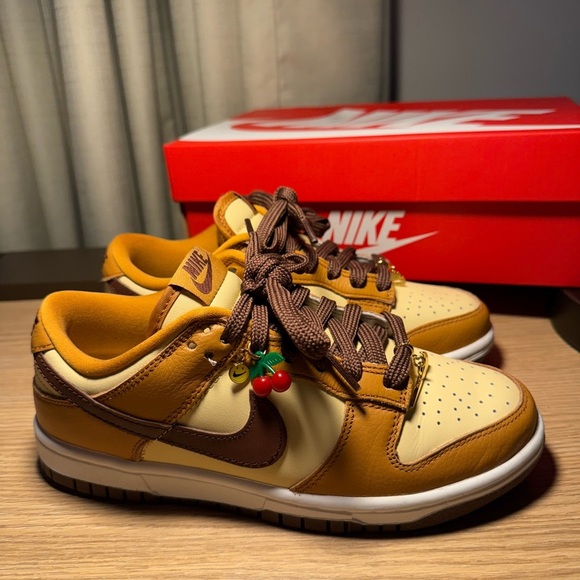 Nike Retro Dunk Low Dessert Ochre Sneakers with Cherry Charm - Picture 4 of 9